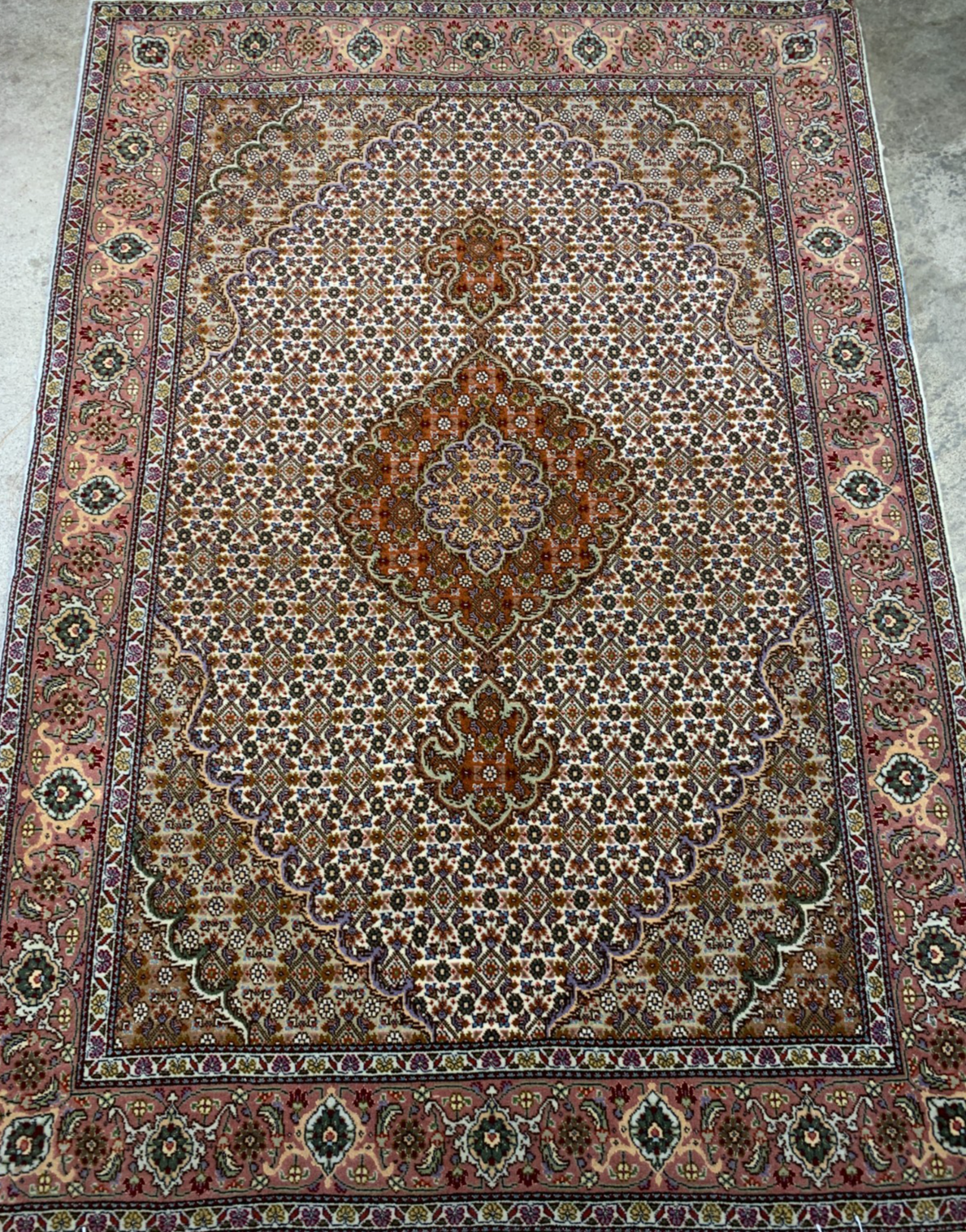 3'5"x4'10" Hand-Knotted Wool & Silk Tabrize Mahi Rug