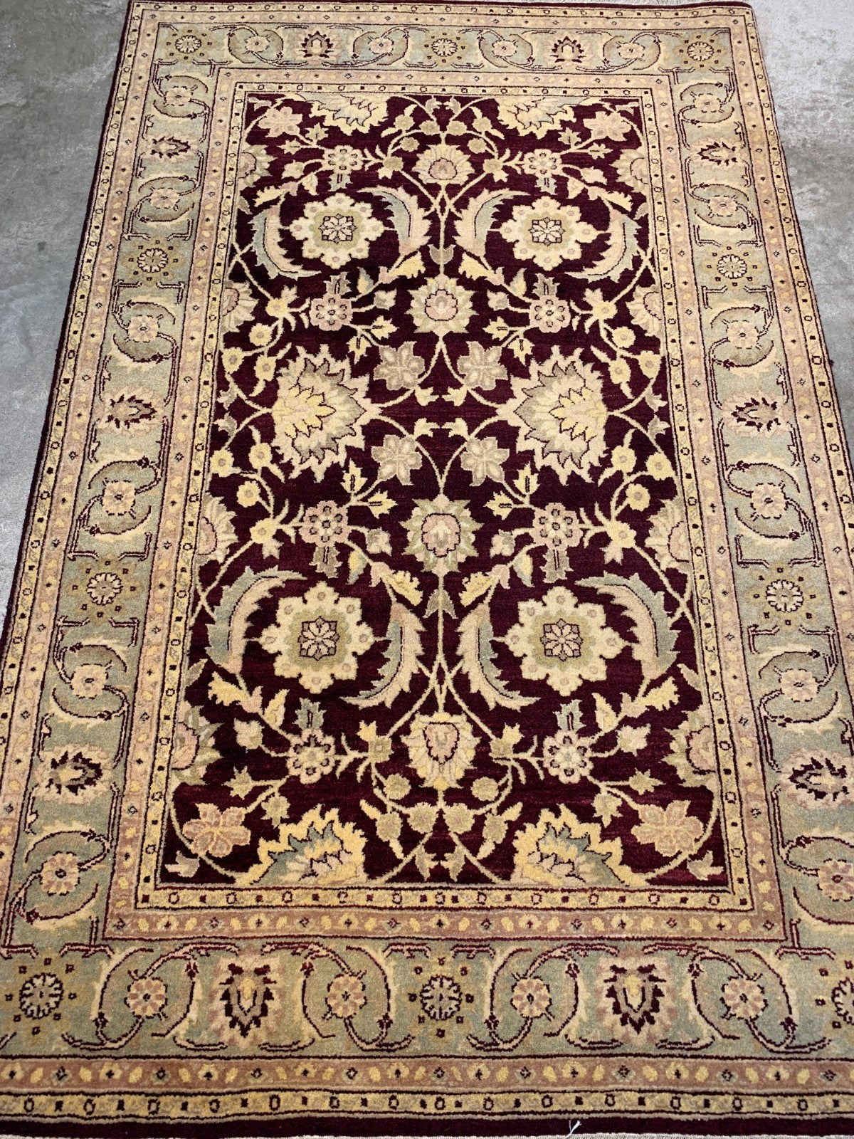 4' x 6' Very Fine Hand-Knotted 100% Wool Pile Indian Rug