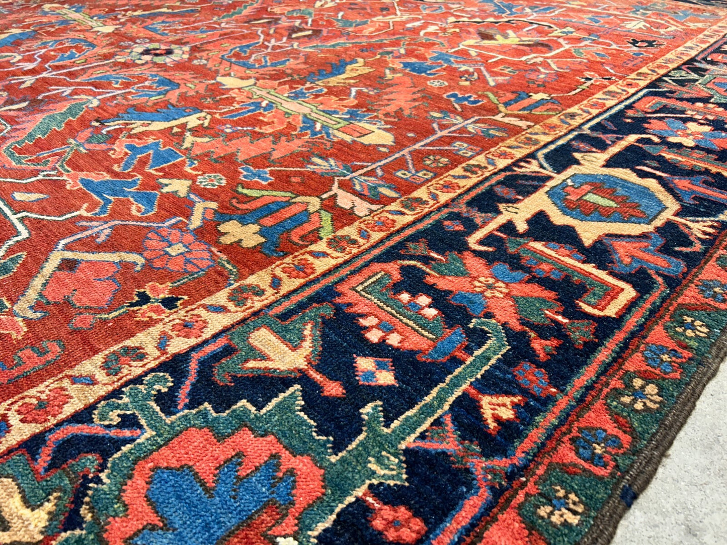 Collector Item - 9'x12'4" Antique Fine Wool Herize Serapy Hand-Knotted Rug