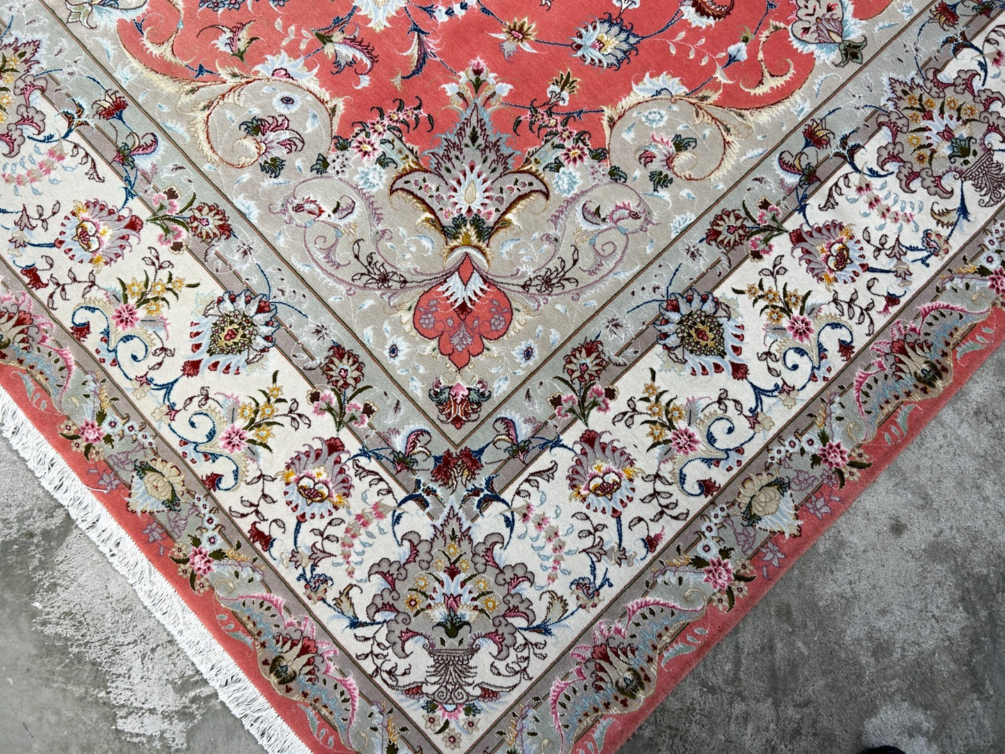8'4"x12'3" Very Fine Hand-Knotted Wool & Silk Tabrize Rug