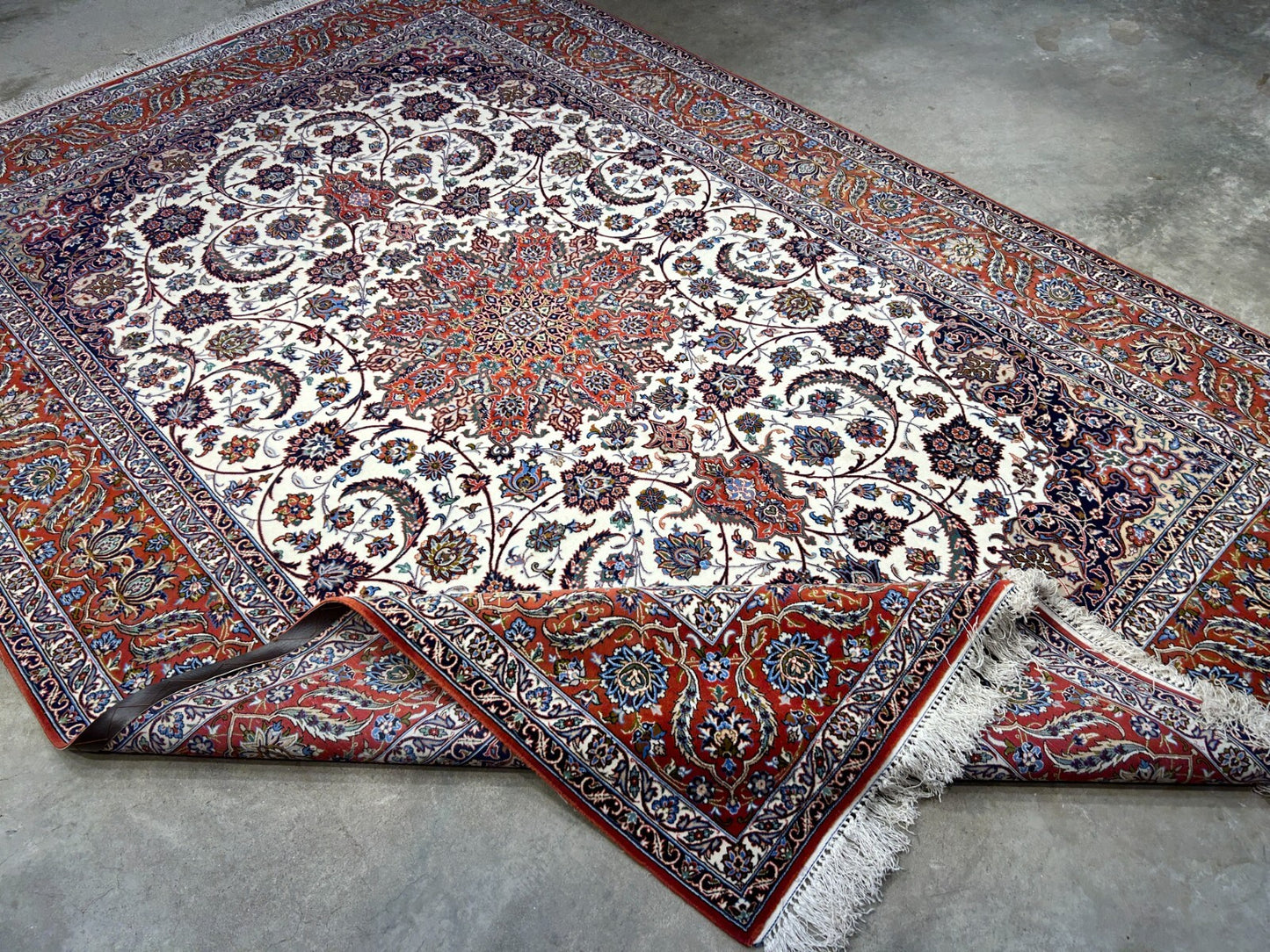 6'9"x9'10" Extra Fine Hand-Knotted Wool & Silk Isfahane Seirafian Rug
