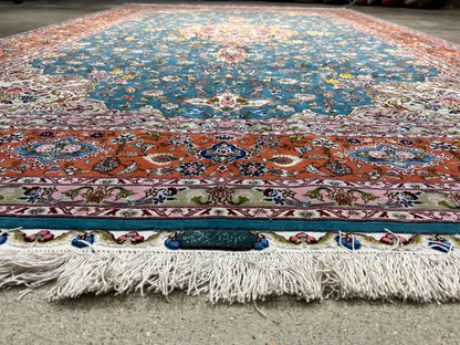 5'9"x9'5" Extra-Fine Hand-Knotted Wool & Silk Blend Tabrize Carpet - Area Rug