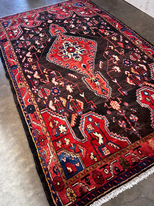 4'10" x 8'1'' Hand-Knotted 100% Wool Pile Hamadane Area Rug