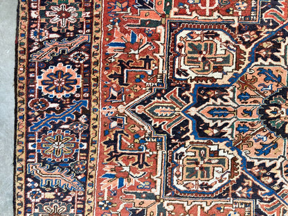 8'6"x11'6" Hand-Knotted 100% Wool Pile Herize Rug