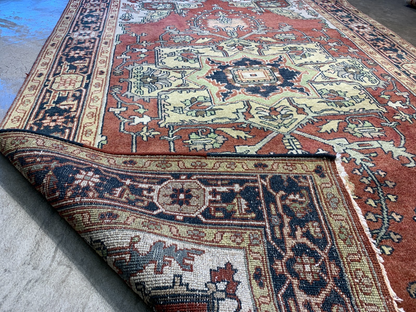 5'2'' x 7'9" Hand-Knotted 100% Wool Serapie Design Rug - Carpet