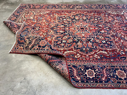 8'5"x11'9" Hand-Knotted 100% Wool Pile Herize Rug