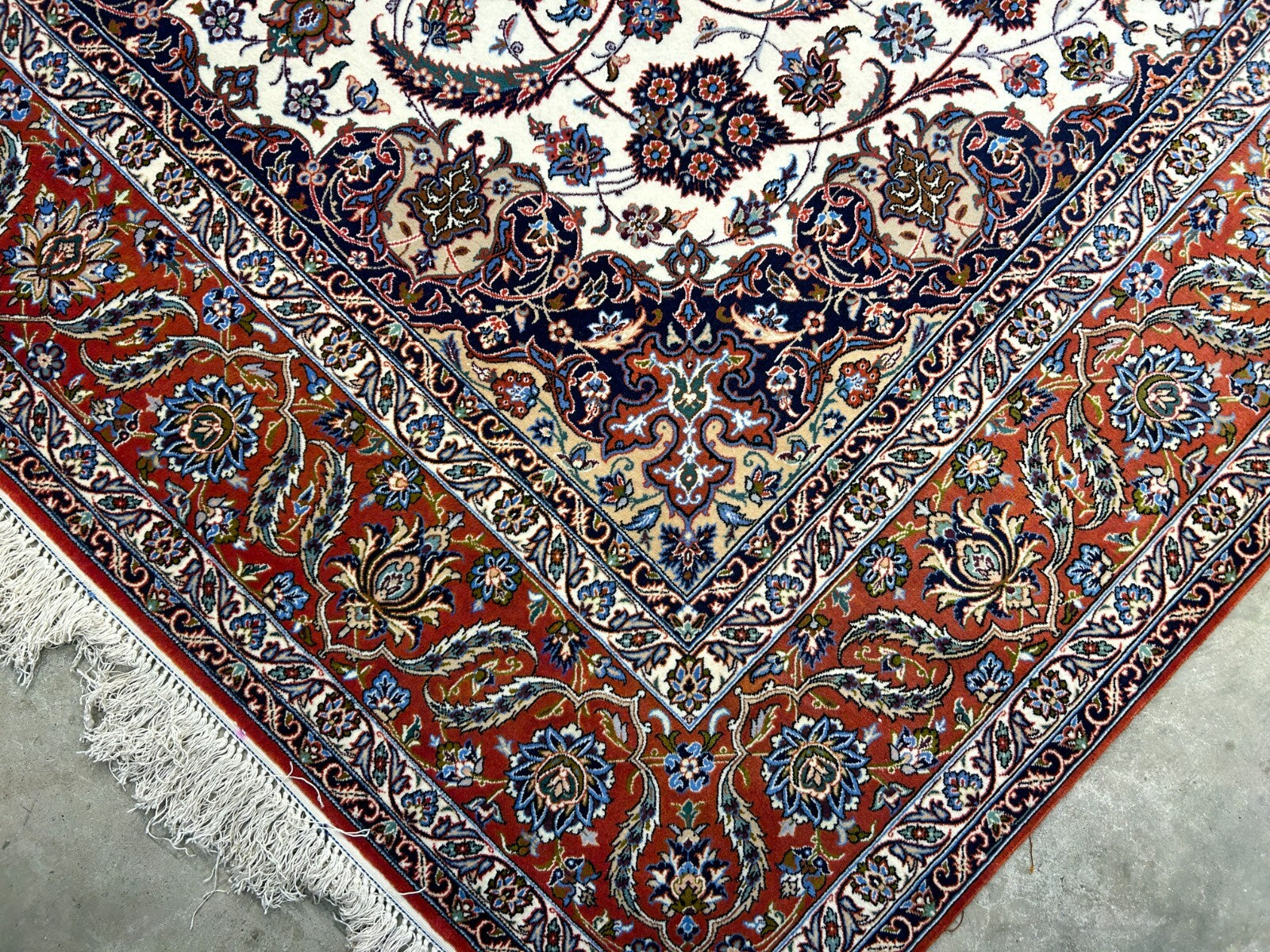 6'9"x9'10" Extra Fine Hand-Knotted Wool & Silk Isfahane Seirafian Rug