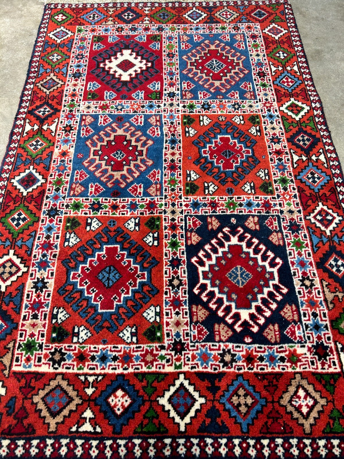2'7"x4'2" Hand-Knotted 100% Wool Pile Yalamehe Rug