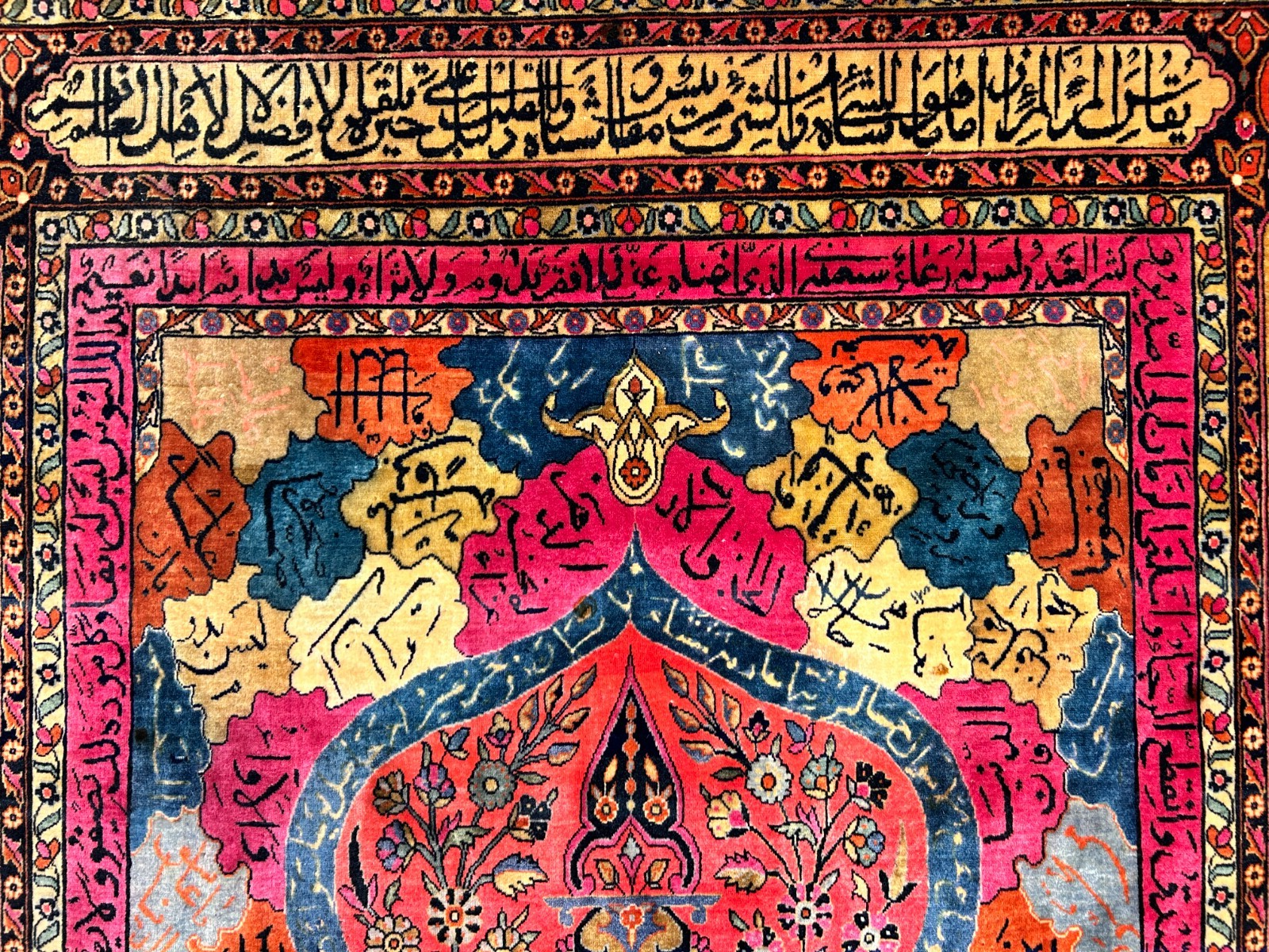 4'1"x6'10" Collector Antique Extra Fine Hand-Knotted 100% Wool Kashane Rug