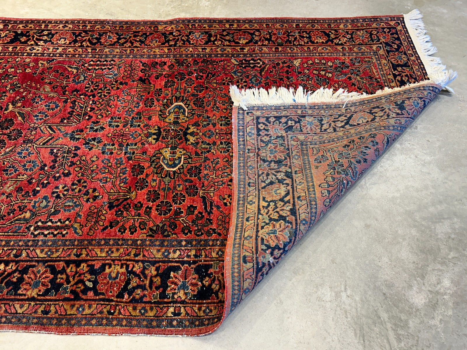 4'3"x6'9" Antique Hand-Knotted 100% Wool Pile Sarouke Area Rug - Carpet