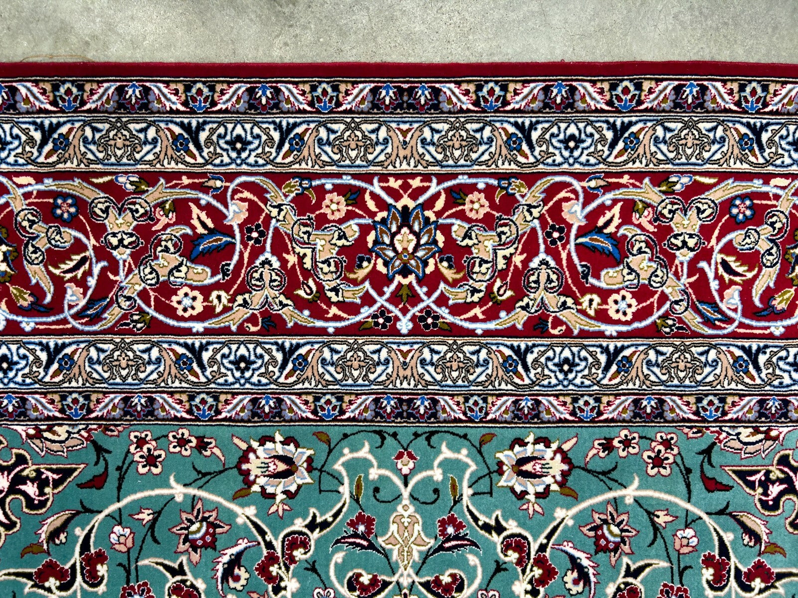 6'9"x10' Extra-Fine Hand-Knotted Wool & Silk Blend Isfahane Area Rug - Signed