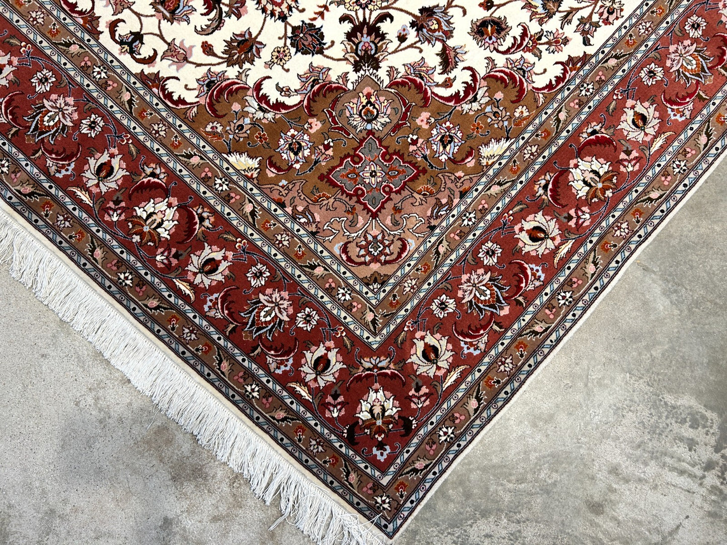 6'7"x10'1" Fine Hand-Knotted Wool & Silk Tabrize Rug - Area Carpet