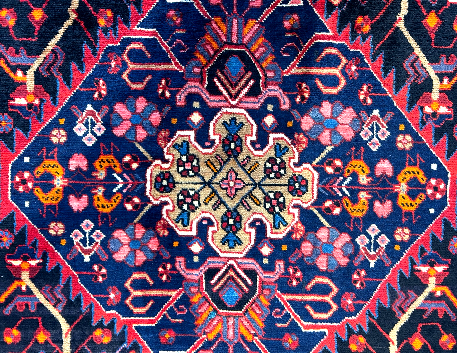 5'6" x 10'5" Hand-Knotted 100% Wool Carpet - Nahavande Area Rug