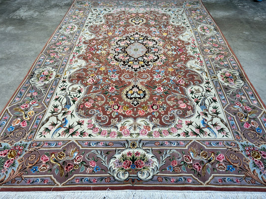 6'9"x9'10" Extra-Fine Hand-Knotted Wool & Silk Blend Tabrize Carpet - Area Rug