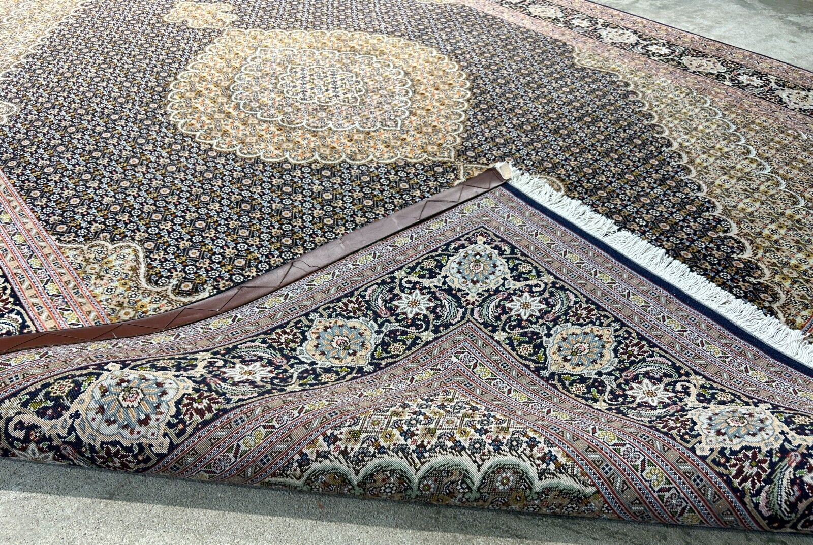 6'7"x9'9" Fine Hand-Knotted Wool & Silk Blend Tabrize Mahi Carpet - Area Rug