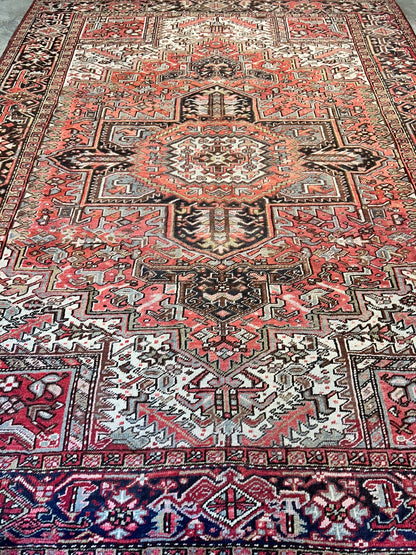 8'10"x11'8" Hand-Knotted 100% Wool Pile Herize Rug