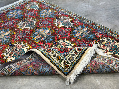3'5"x5'2" Hand-Knotted 100% Lamb Wool Bakhtiarie Carpet - Area Rug