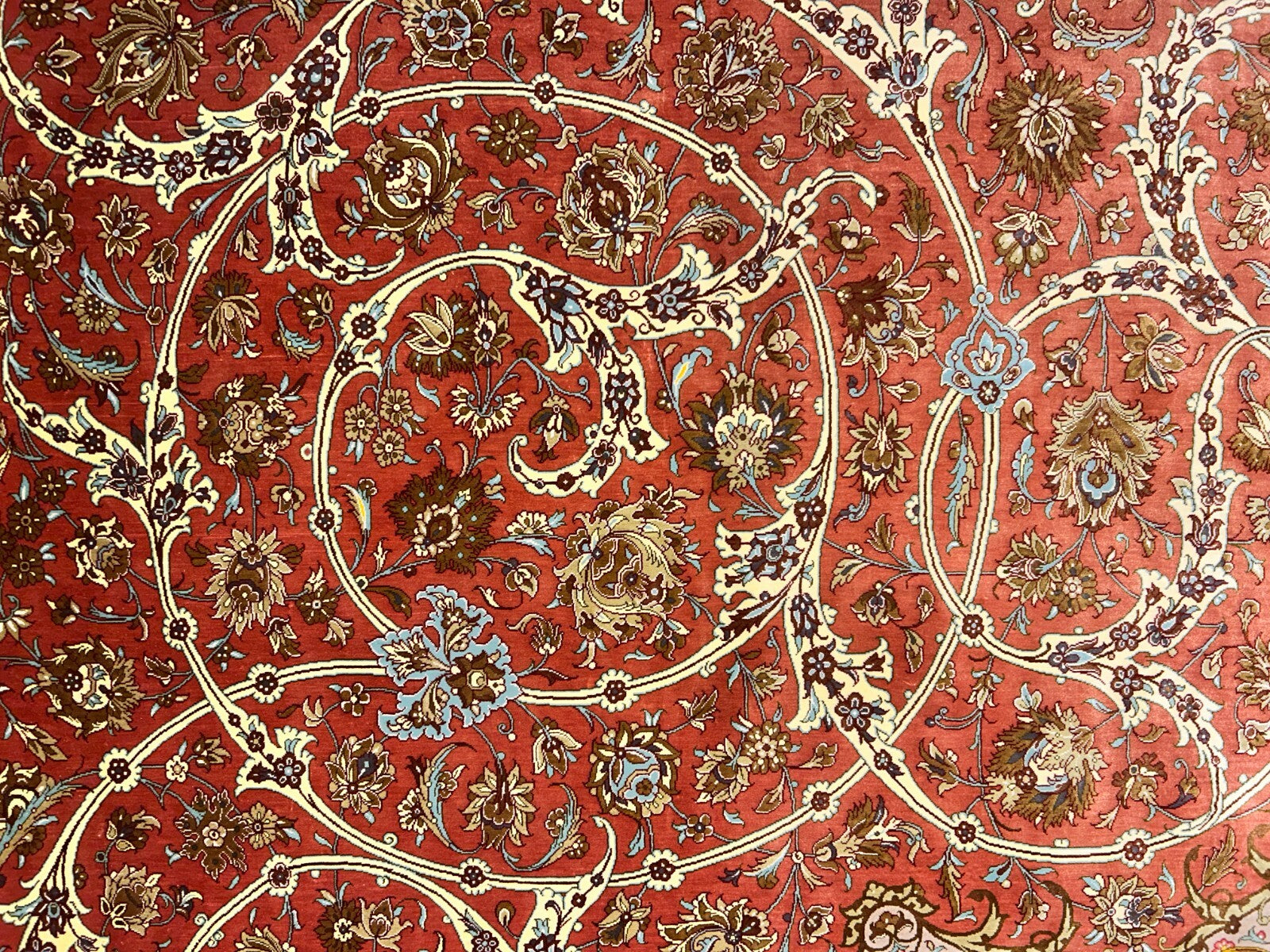 9'9"x13'4" Exquisite Signed Hand-Knotted 100% Silk Qume Rug