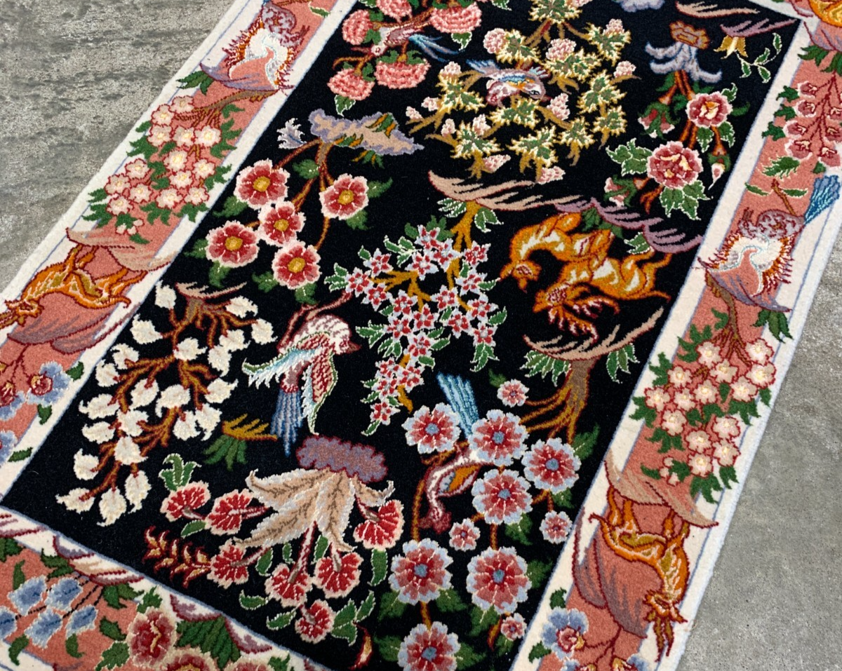 2'x3'3" Fine Hand-Knotted Wool & Silk Tabrize Rug