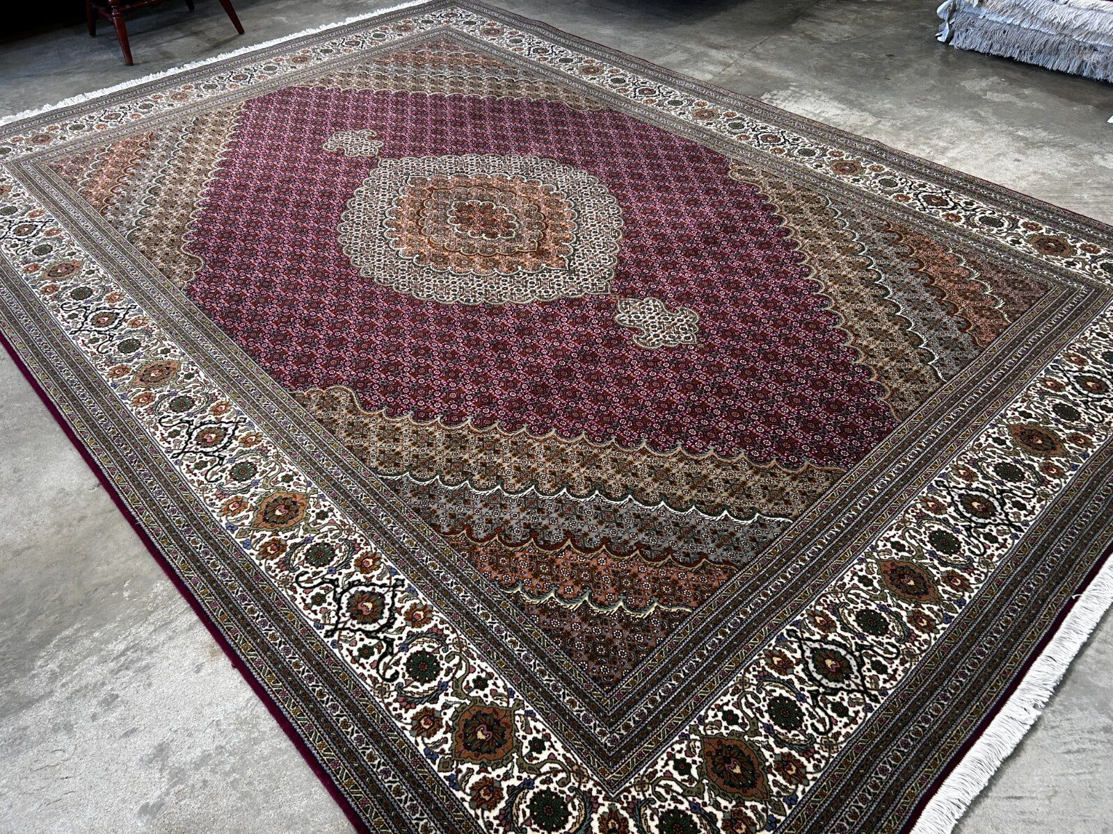 8'2"x11'10" Fine Hand-Knotted Silk & Wool Tabrize Fish Style Rug