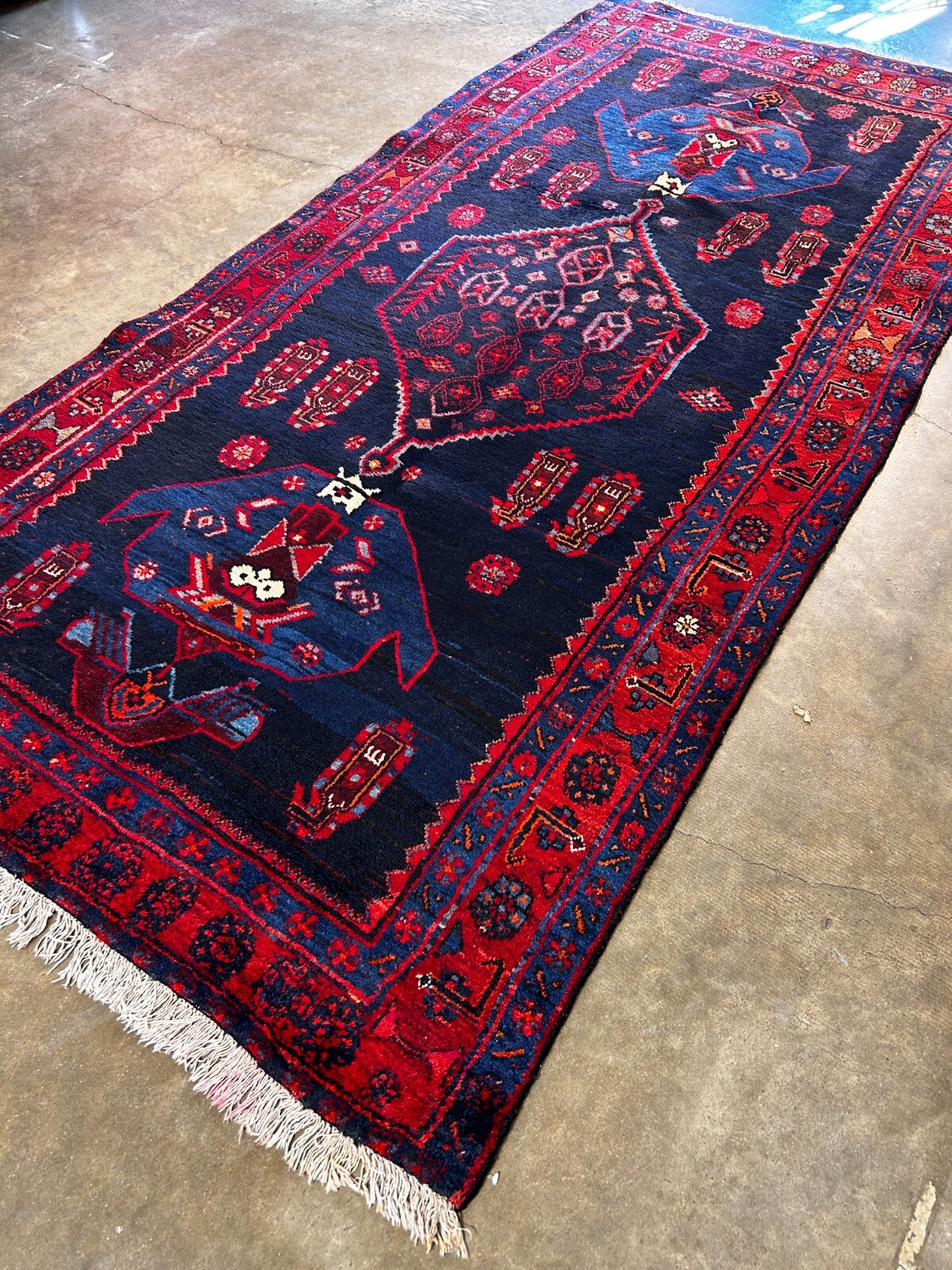 4'7" x 9'9'' Hand-Knotted 100% Lamb Wool Bidjare Area Rug