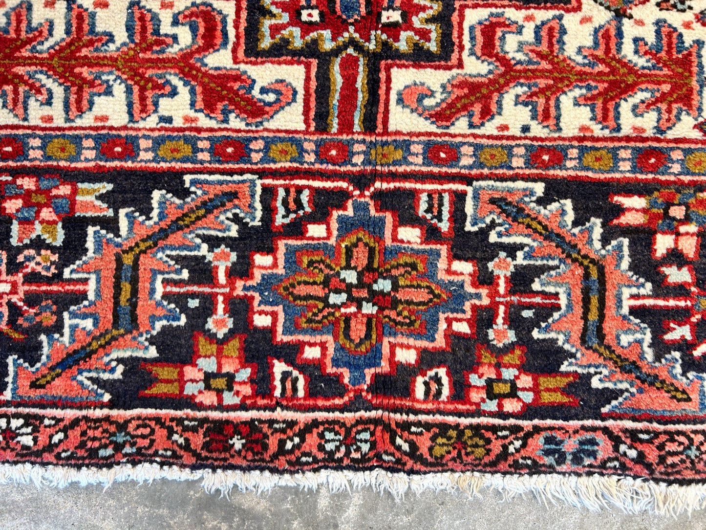 7'10"x11'4" Hand-Knotted 100% Wool Pile Herize Rug