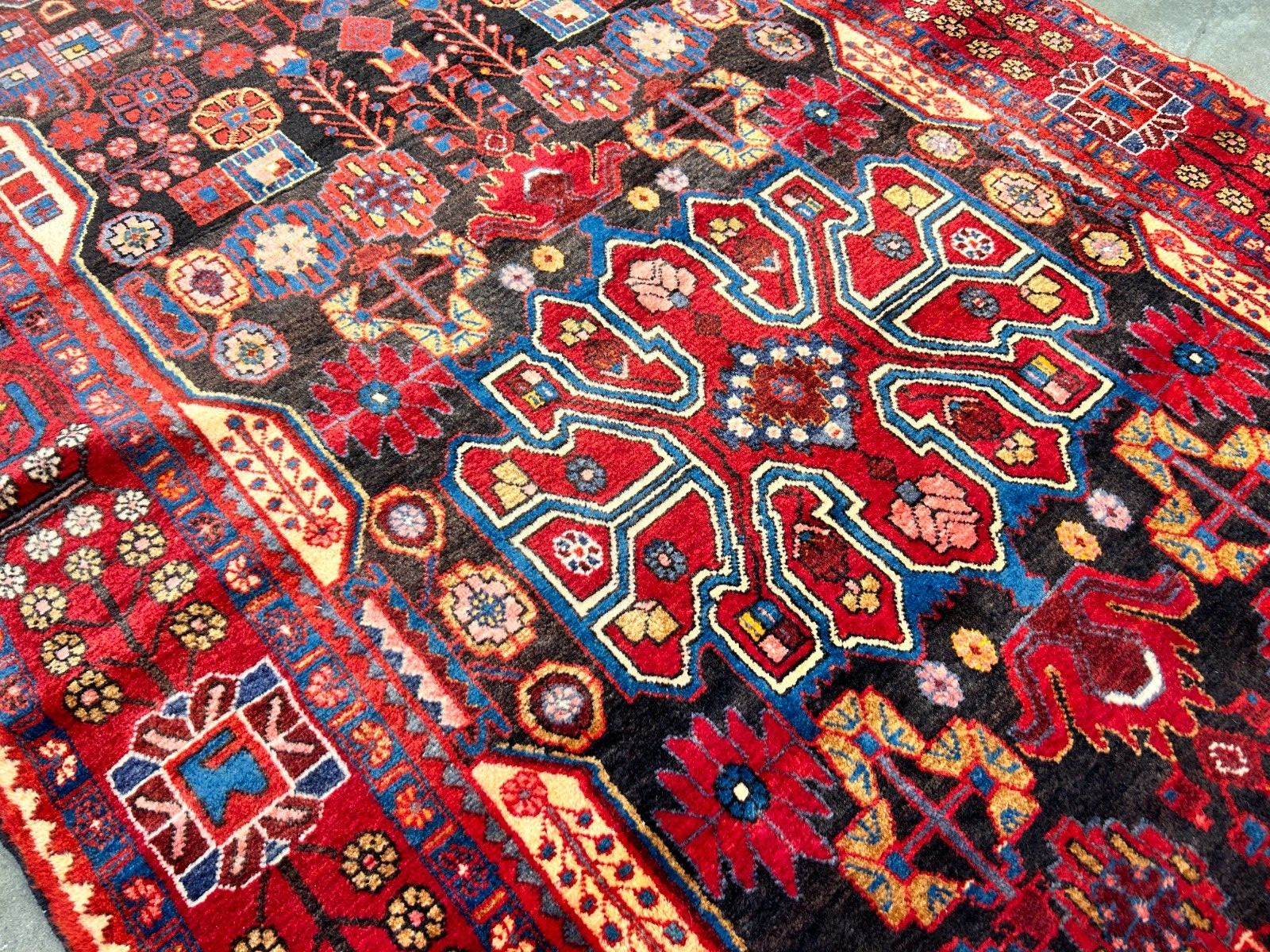 5'0" x 9'10" Hand-Knotted 100% Wool Carpet - Nahavande Area Rug