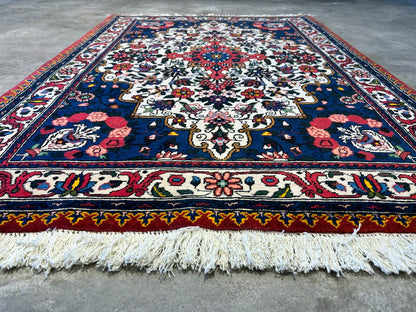 3'5"x5'2'' Hand-Knotted 100% Wool Persiane Bakhtiarie Area Rug
