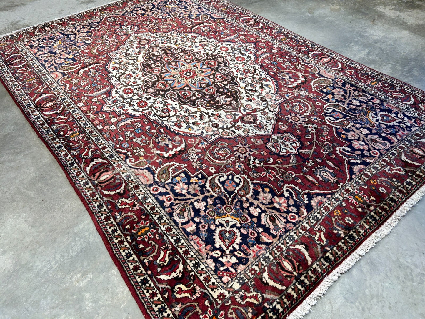 7'0"x10'3" Hand-Knotted 100% Wool Pile Bakhtiarie Carpet - Area Rug