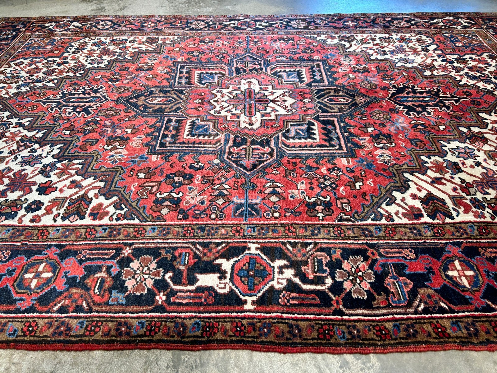 6'10"x10'3" Hand-Knotted 100% Wool Herize Carpet - Area Rug