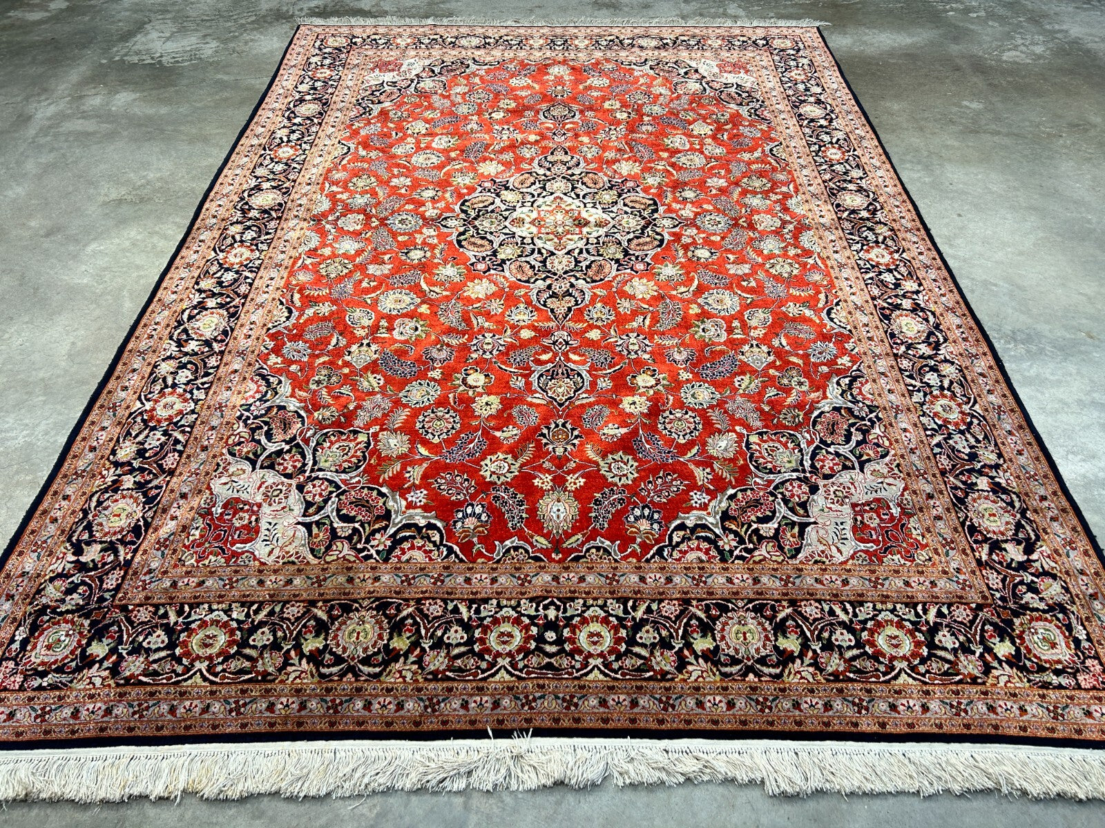 6'10"x9'9" Exquisite Hand-Knotted 100% Silk Kashane Rug