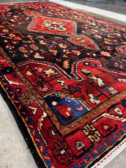 4'10" x 8'1'' Hand-Knotted 100% Wool Pile Hamadane Area Rug