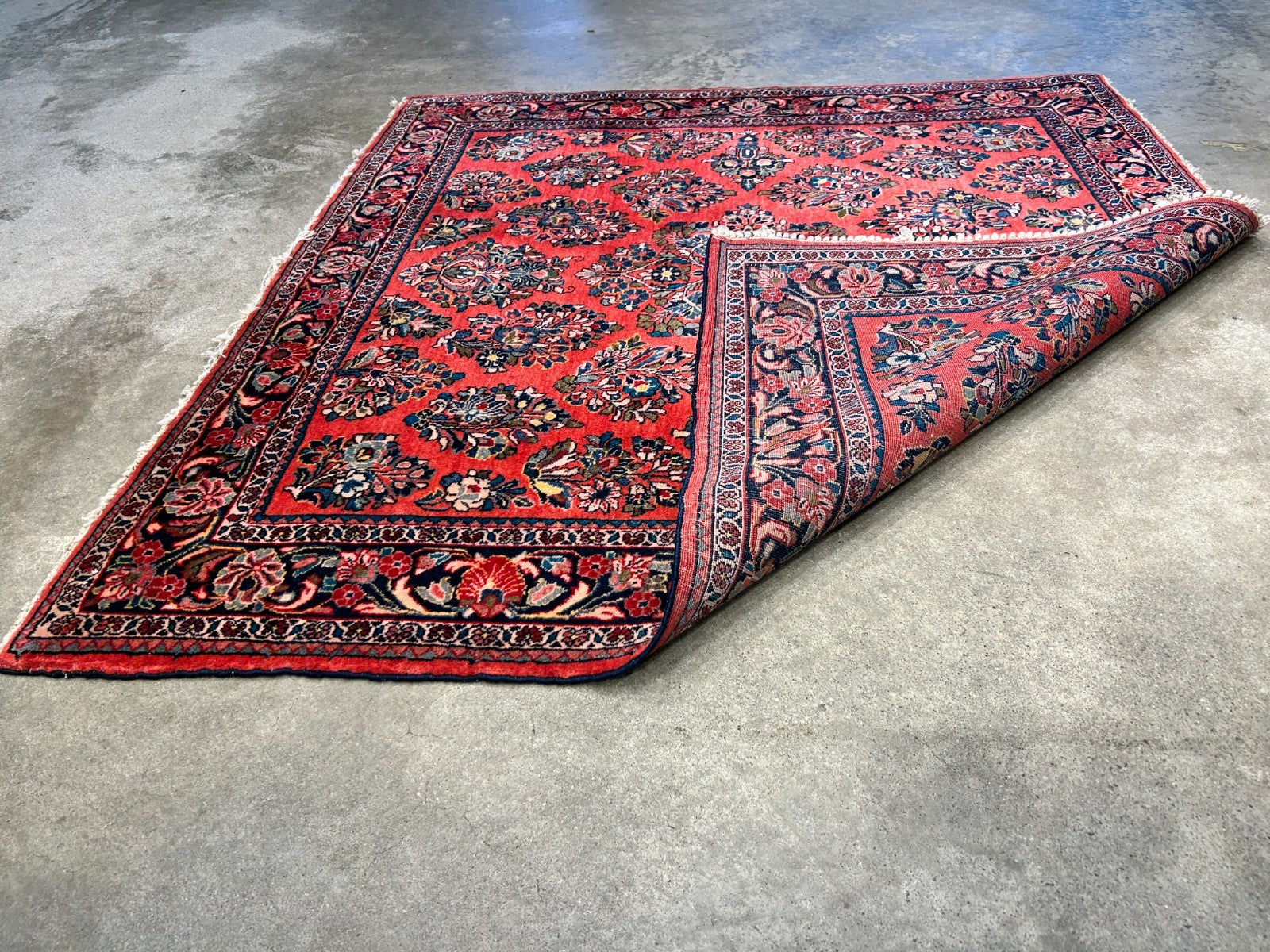 Collector Antique - 4'x4' Hand-Knotted 100% Wool Pile Sarouke Rug