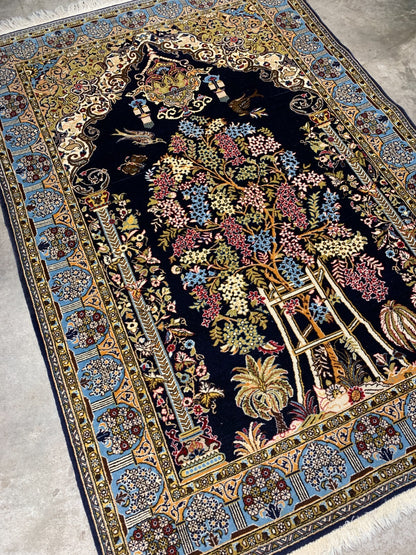 4'7" x 6'7'' Hand-Knotted 100% Wool Pile Qume Prayer Rug