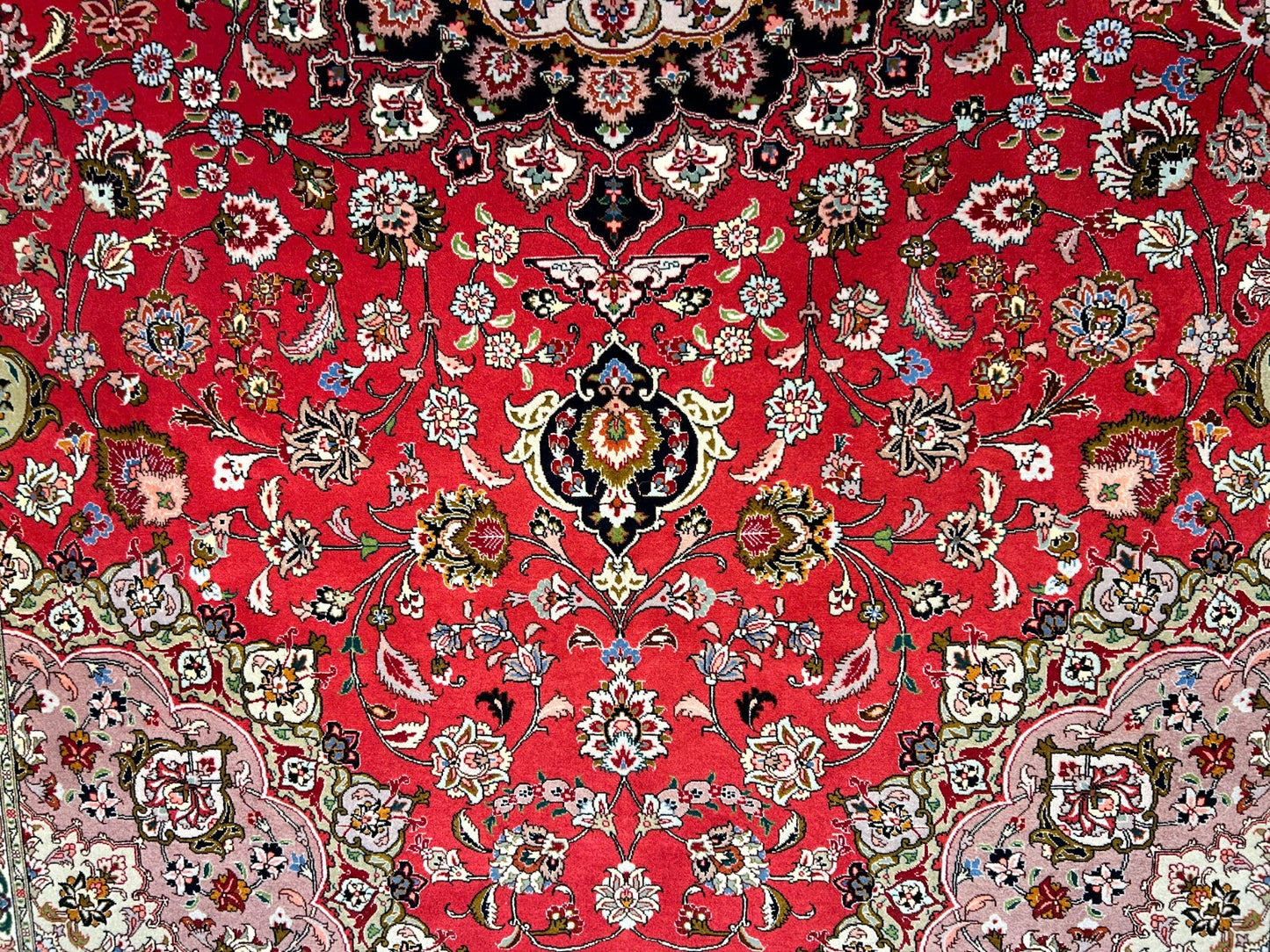 6'7"x9'10" Fine Hand-Knotted Wool & Silk Blend Tabrize Carpet - Area Rug