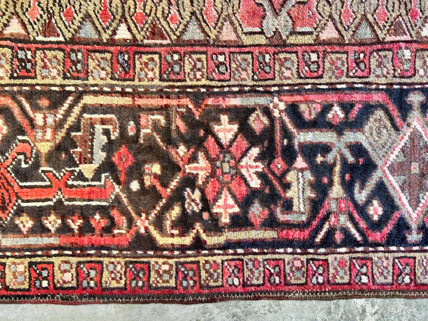 8'10"x11'8" Hand-Knotted 100% Wool Pile Herize Rug