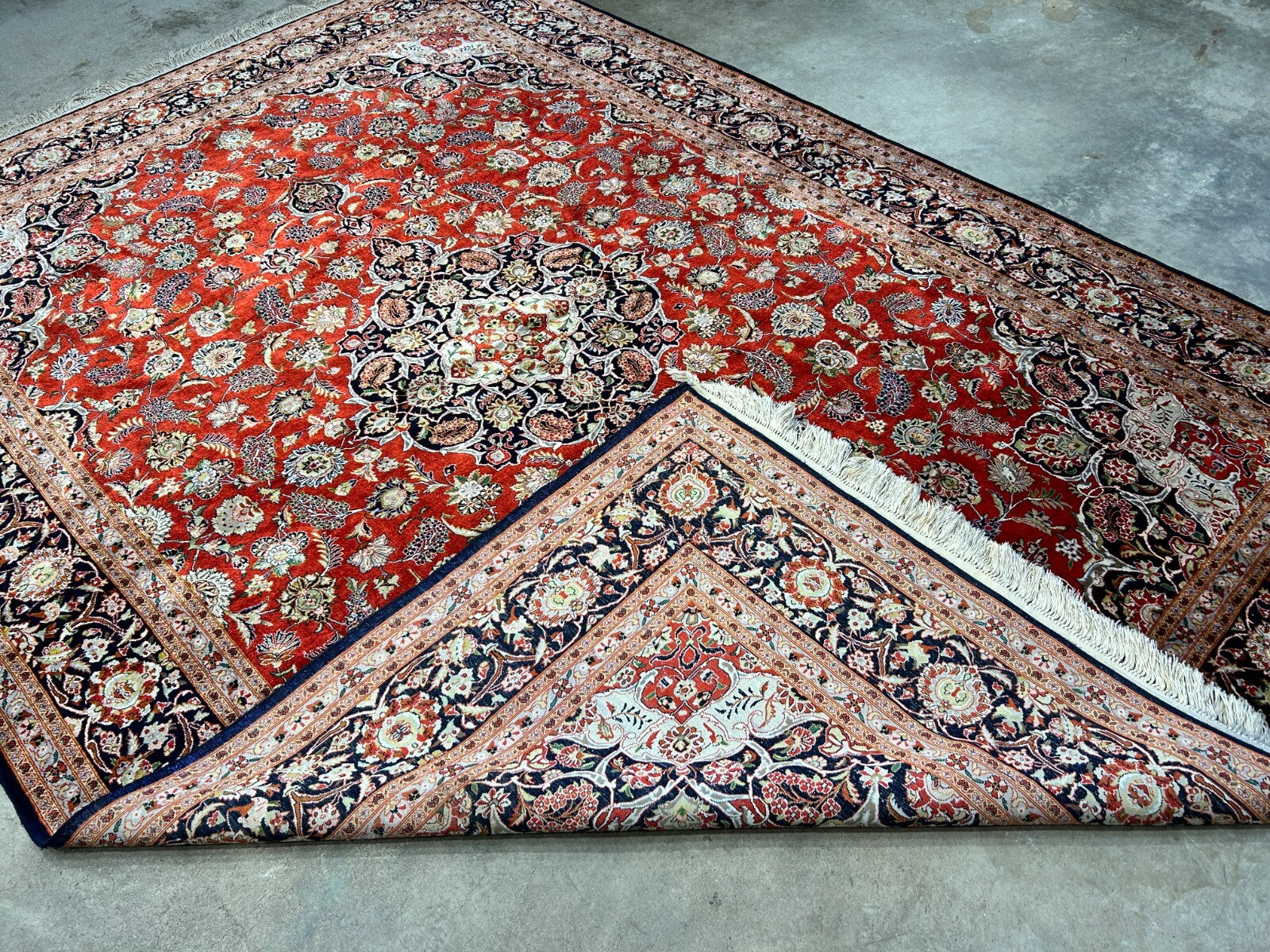 6'10"x9'9" Exquisite Hand-Knotted 100% Silk Kashane Rug