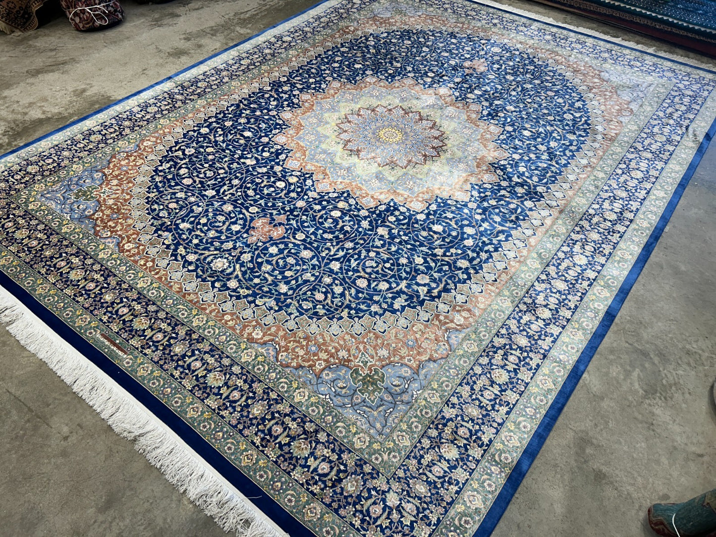 10'1"x13'1" Exquisite Signed Hand-Knotted 100% Silk Qume Rug