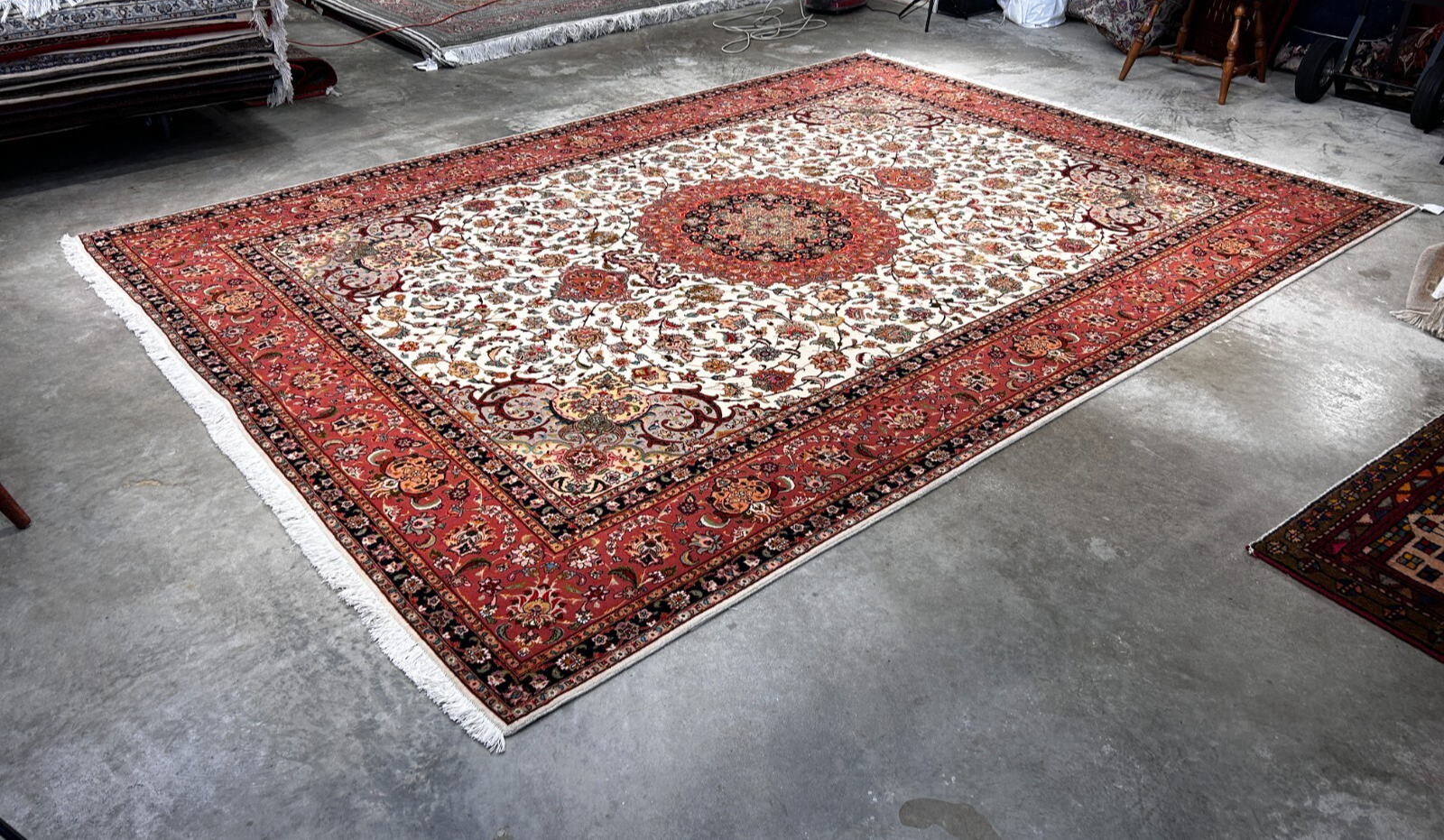 8'3"x11'3" Fine Hand-Knotted Wool & Silk Tabrize Rug