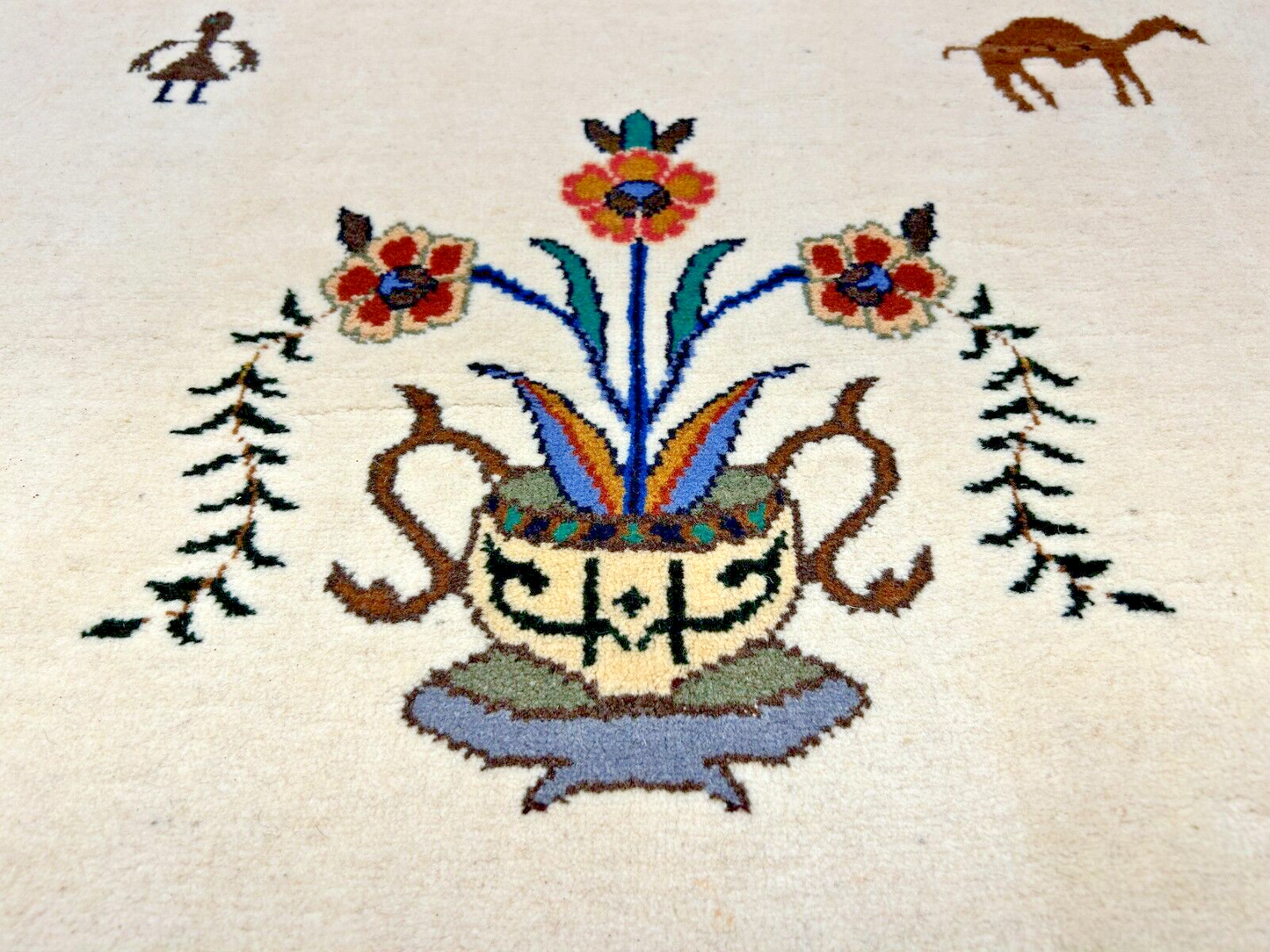 6'4"x9'9" Hand-Knotted 100% Wool Pile Gabeh Carpet - Area Rug