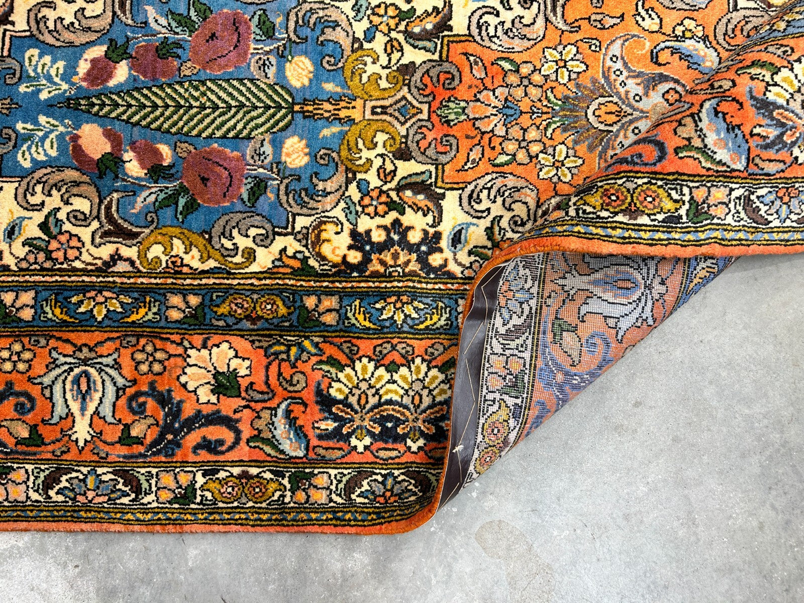 6'7"x10'5" Hand-Knotted 100% Lamb Wool Bakhtiarie Carpet - Area Rug