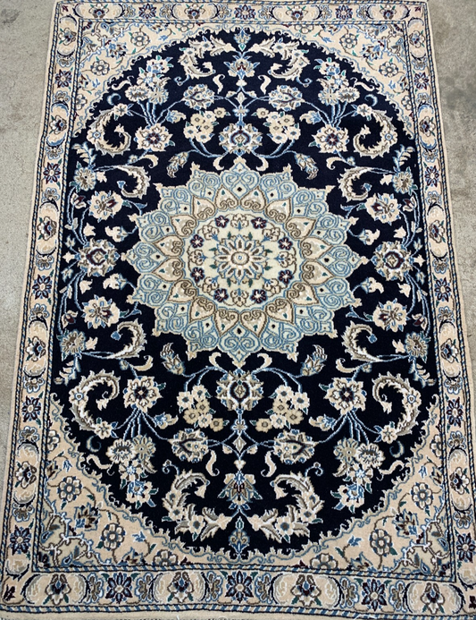 2'11"x4'4" Fine Hand-Knotted Wool & Silk Blend Naine Carpet - Area Rug