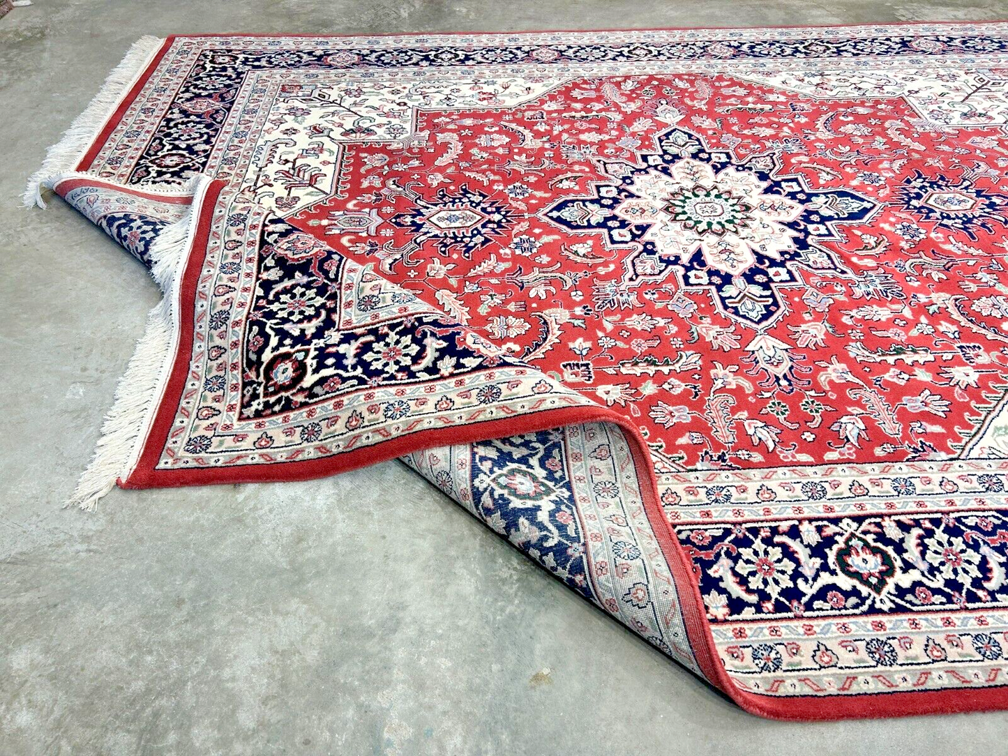 9' x 12' Hand-Knotted 100% Wool Carpet - Herize Design Area Rug