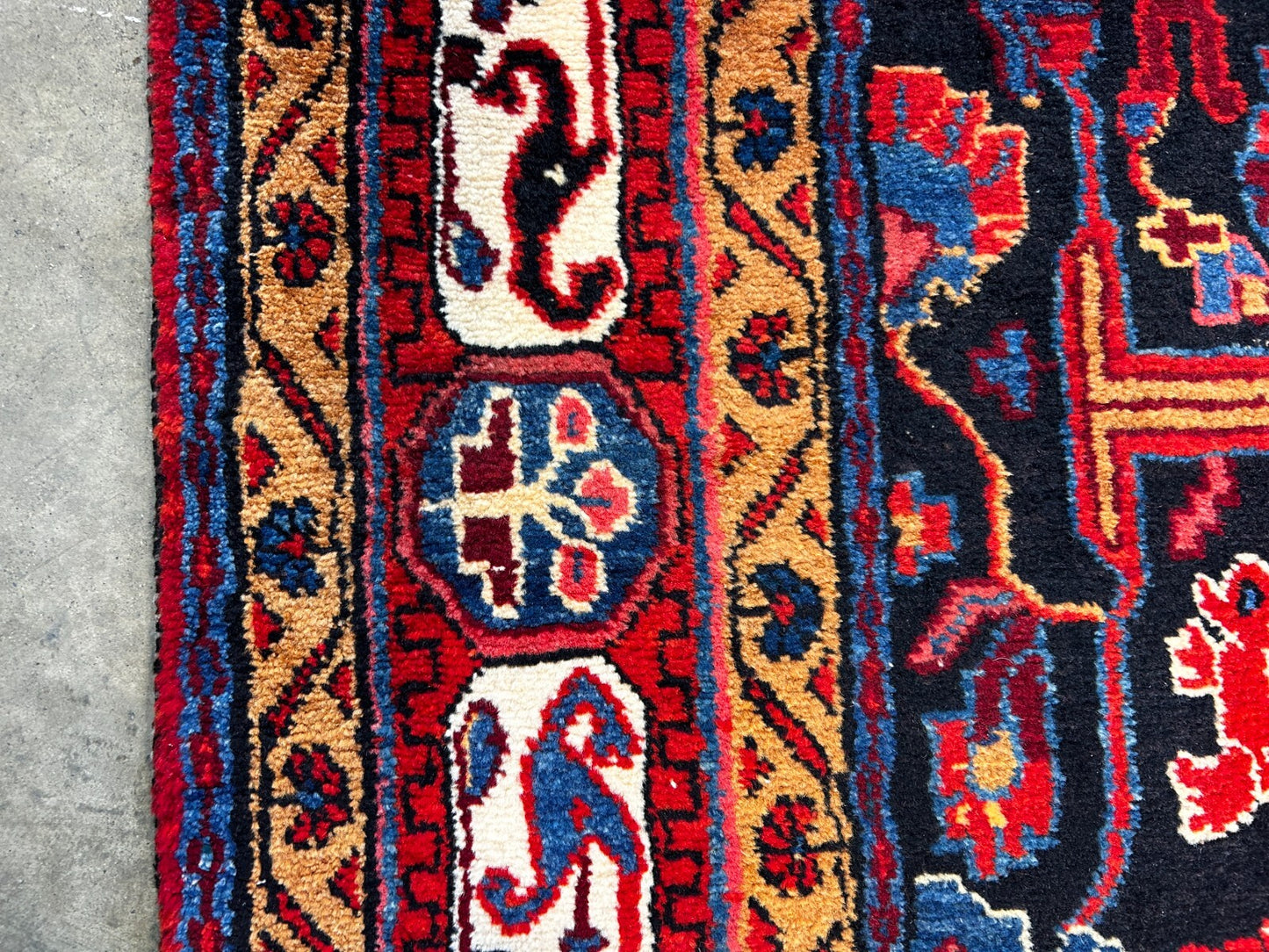 5'0" x 10'3'' Hand-Knotted 100% Lamb Wool Pile Nahavande Area Rug