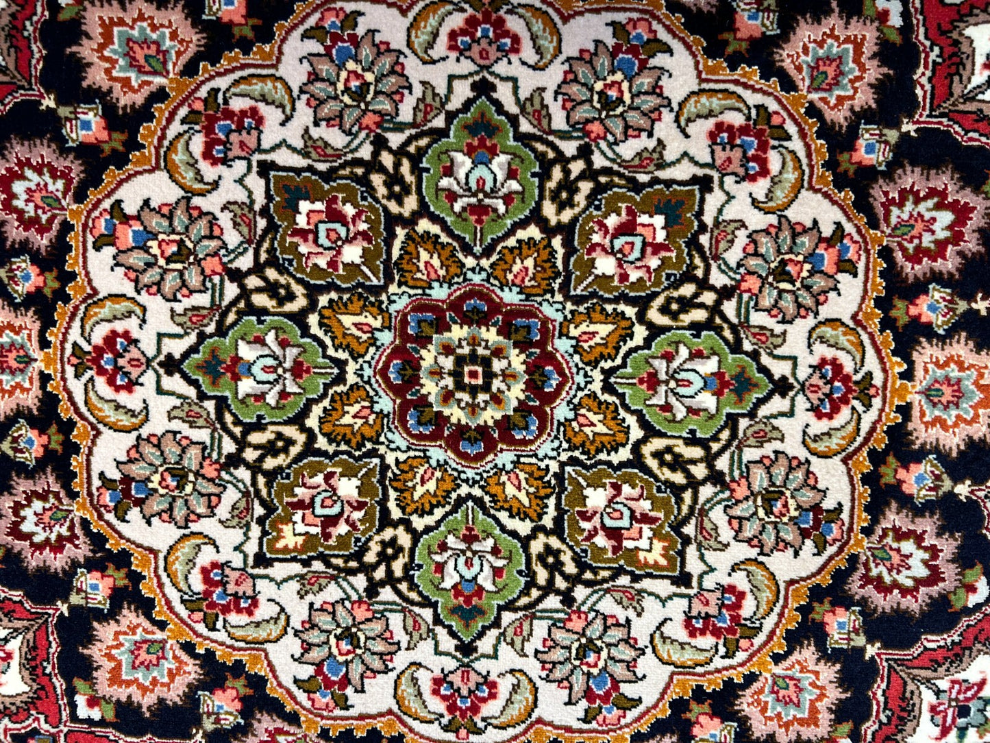 6'7"x9'10" Fine Hand-Knotted Wool & Silk Blend Tabrize Carpet - Area Rug