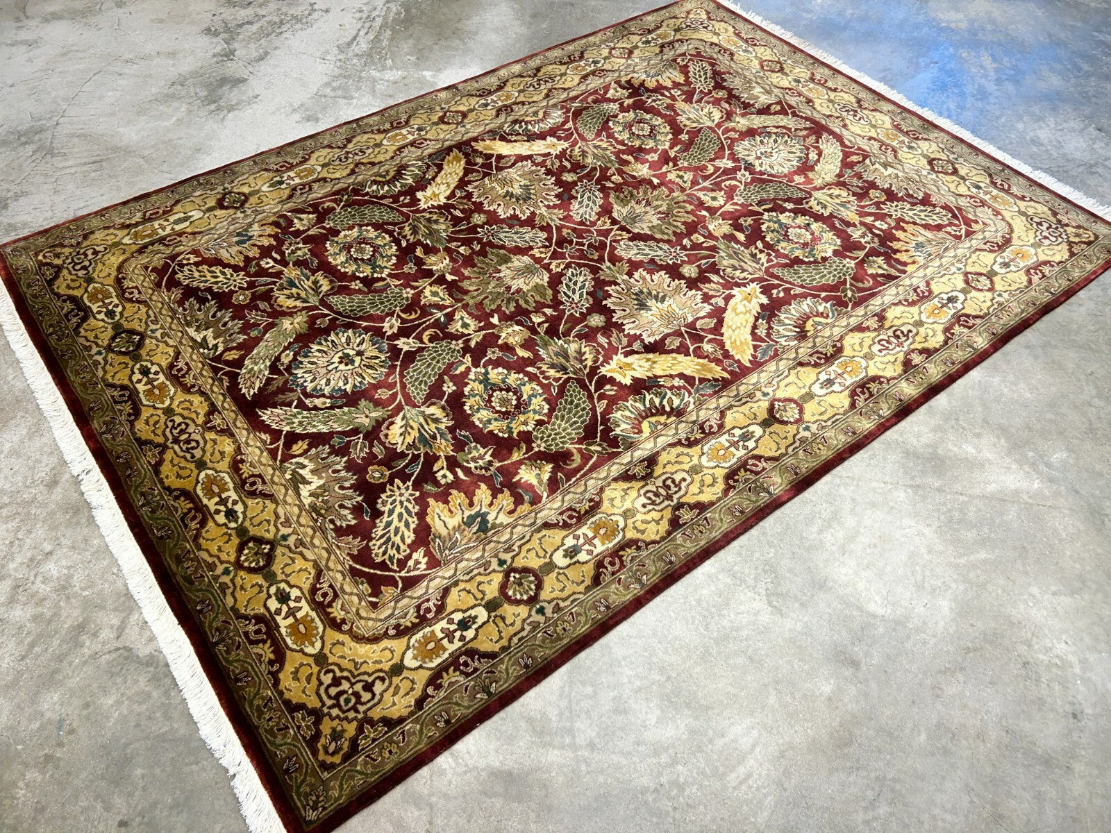 7'x10' Hand-Knotted 100% Wool Pile Agra Carpet - Area Rug