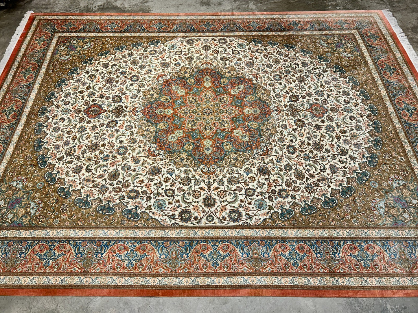 9'10"x13' Exquisite Signed Hand-Knotted 100% Silk Qume Rug