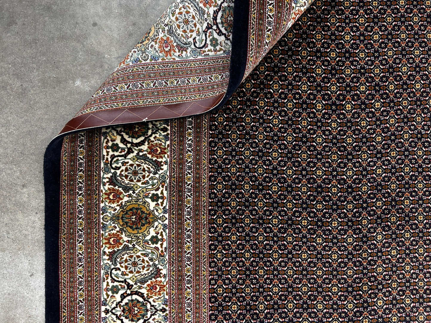 8'4"x11'2" Fine Hand-Knotted 100% Wool Pile Tabrize Fish Style Rug - Carpet