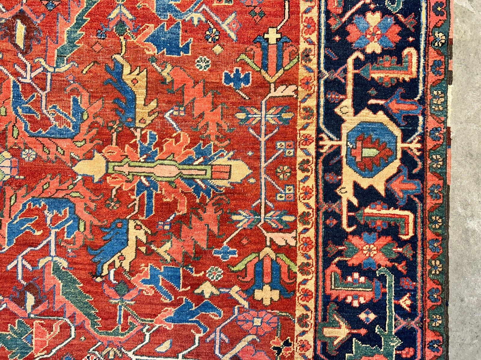 Collector Item - 9'x12'4" Antique Fine Wool Herize Serapy Hand-Knotted Rug