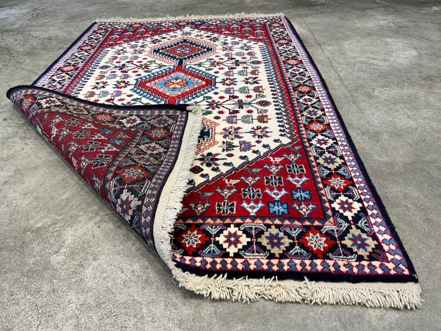 3'5"x5' Hand-Knotted 100% Wool Pile Yalamehe Rug